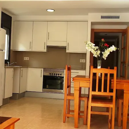 Ar Eton Apts. Hotel 5*